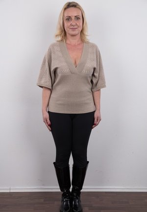 18 year old beauty Kaci Starr stripping off satin bra and panty set